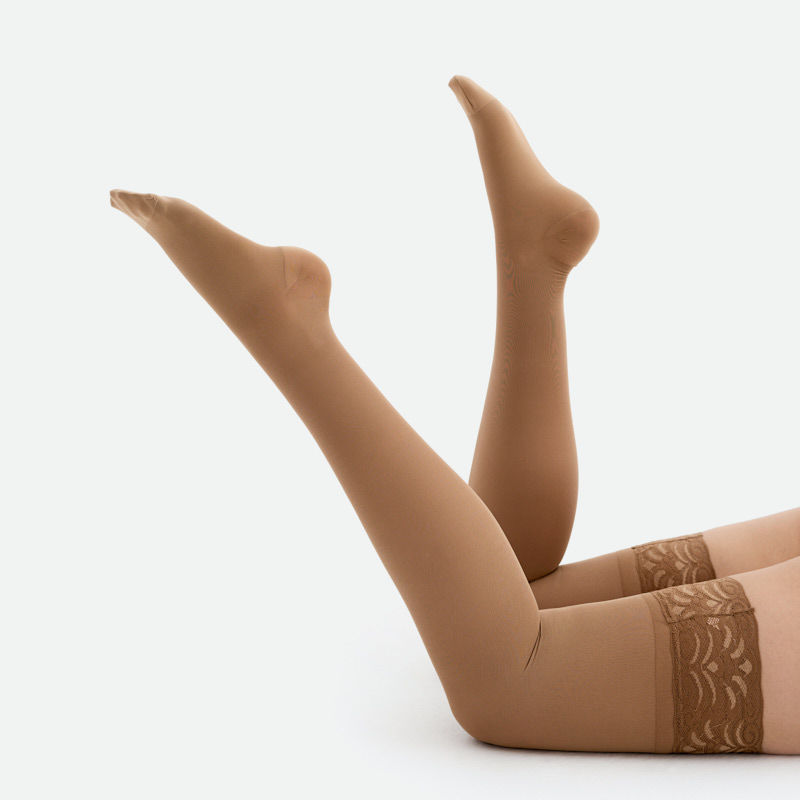 Компрессионные чулки 1С202 VENOTEKS,  1 класс купить в OrtoMir24